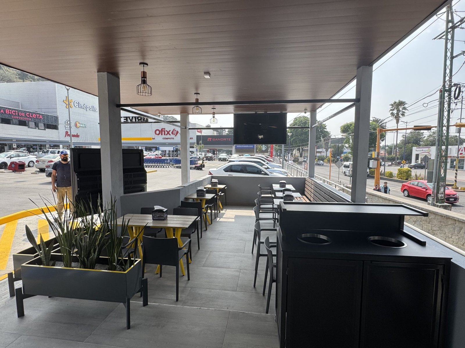 comedor_principal_carls_jr_tlaxcala