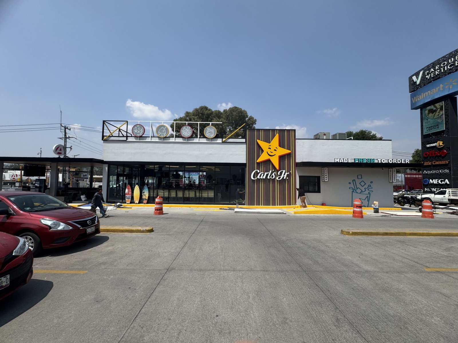 estacionamiento_carls_jr_tlaxcala