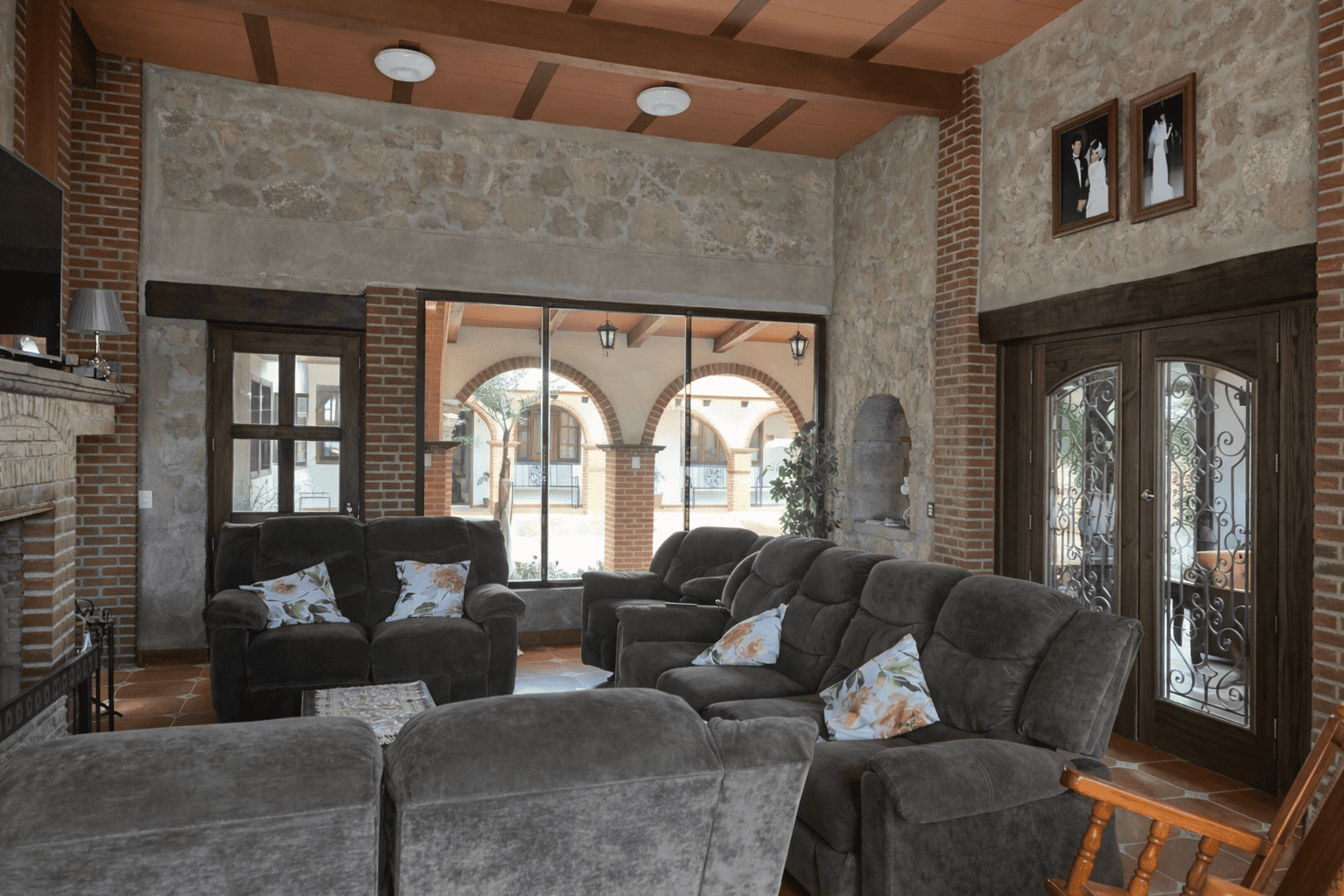 sala_frente_hacienda